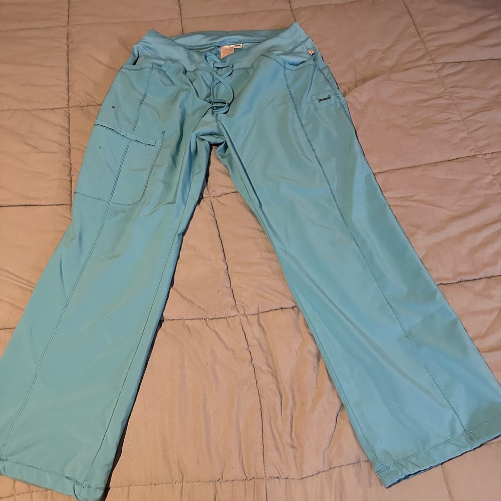 Cherokee infinity scrub pants